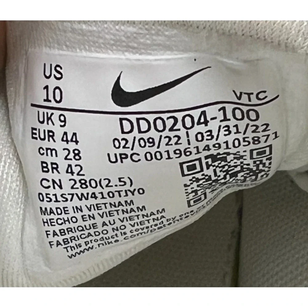 Nike Quest 5 DD0204-100 Men's 10 Running Shoes White Pure Platinum‎ Sneakers